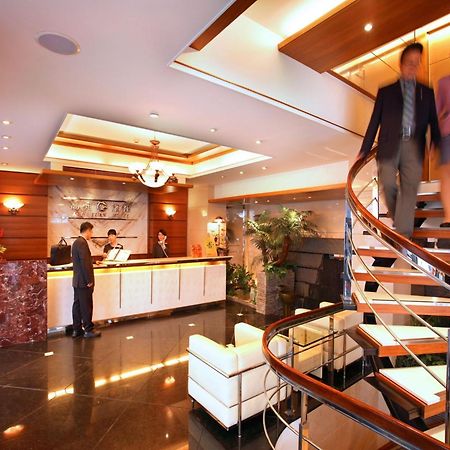 Kao Yuan Hotel - Zhong Shan Тайчжун Экстерьер фото